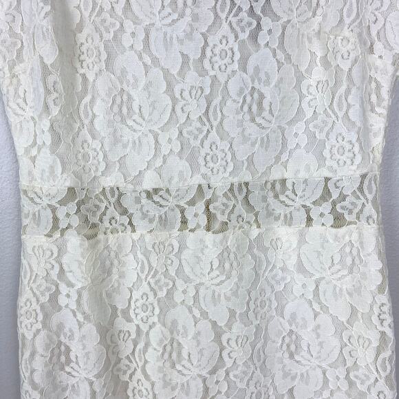 Aqua Bloomingdales White Lace Overlay Dress Sheer Accent Sleeveless Size Small - Picture 4 of 12